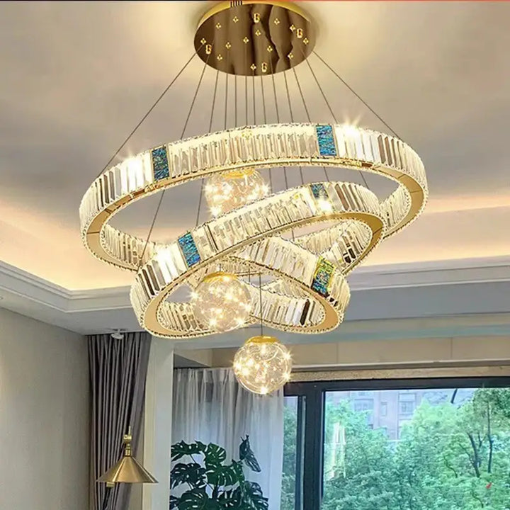 Suspension led cristal avec anneaux dorés design doré chic