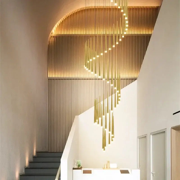 Suspension luminaire de luxe dorée pour escalier moderne