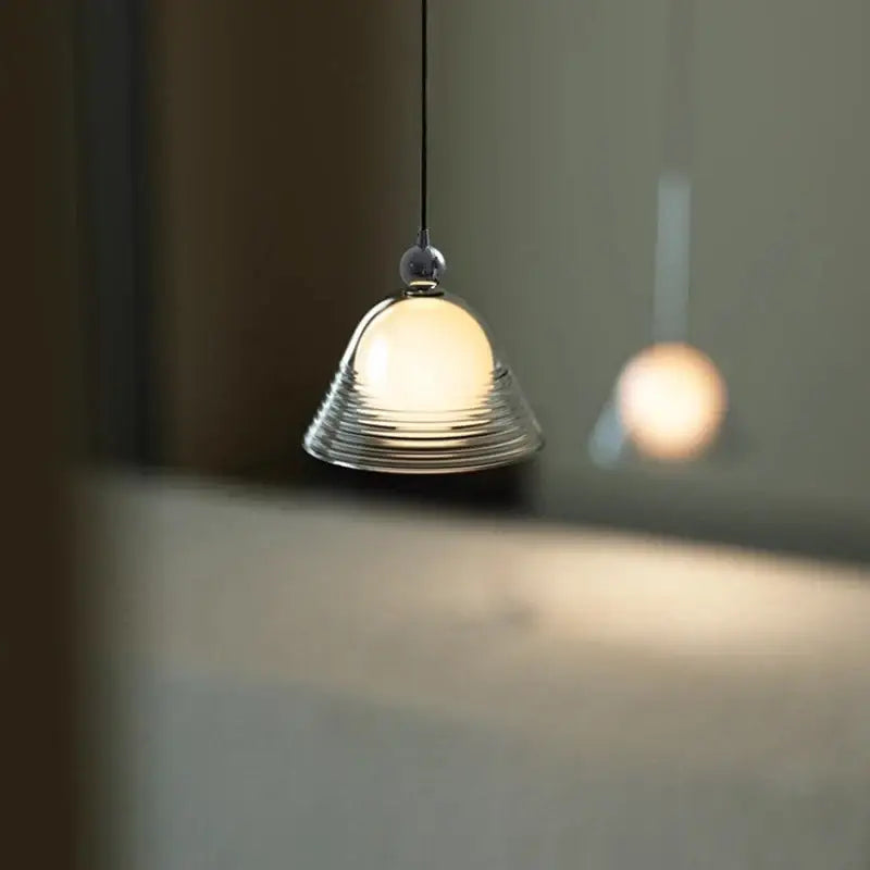 Suspension luminaire minimaliste en verre transparent design épuré