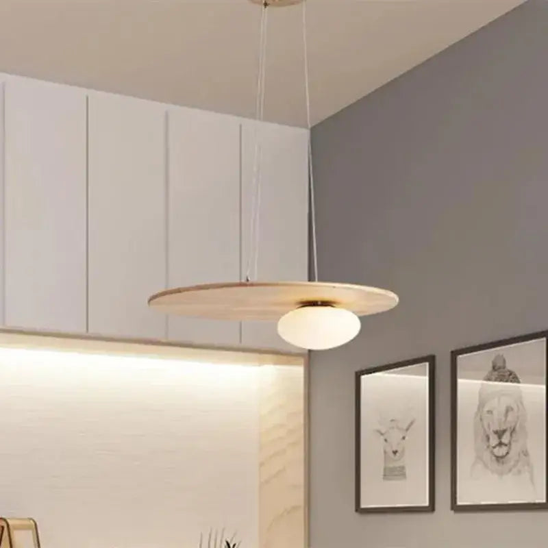 Suspension luminaire moderne en bois au style épuré naturel