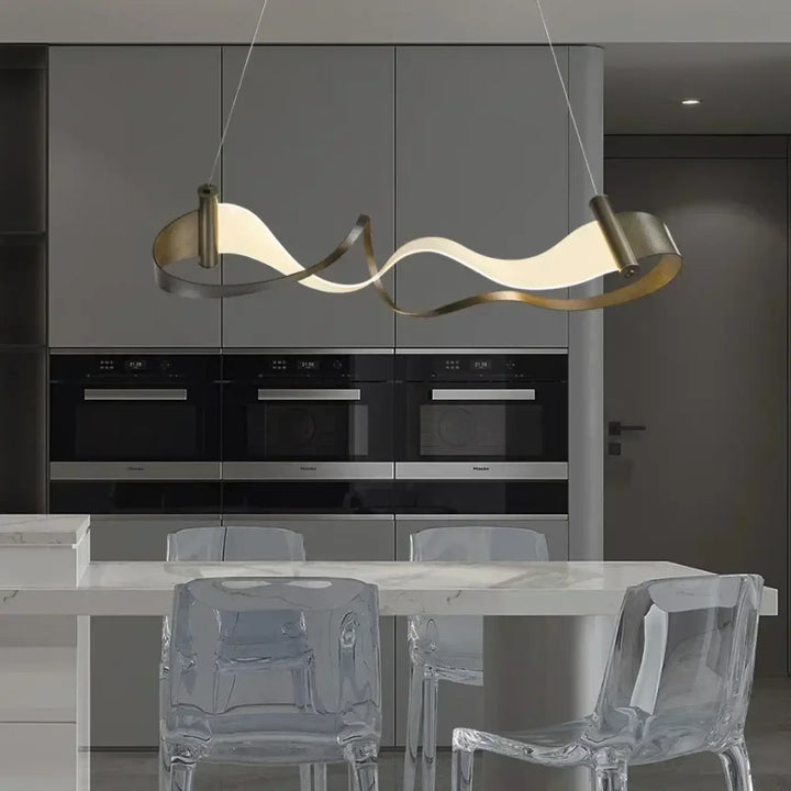 Suspension luminaire moderne design ondulé en métal doré