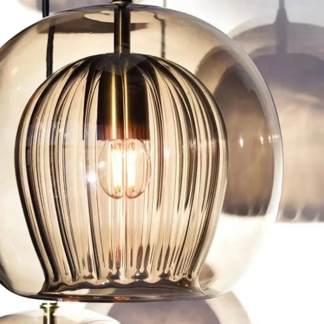Suspension luminaire moderne en verre avec détail doré