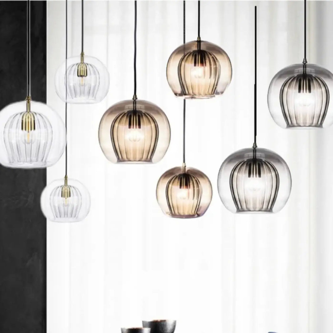 Suspension luminaire moderne en verre avec détail doré