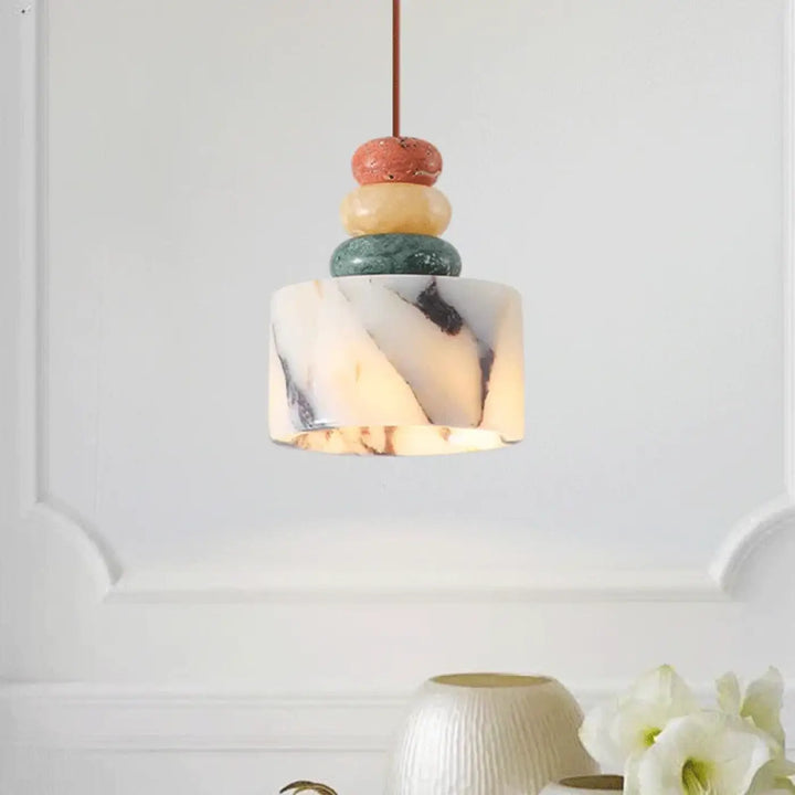 Suspension luminaire en pierre naturelle colorée aspect brut