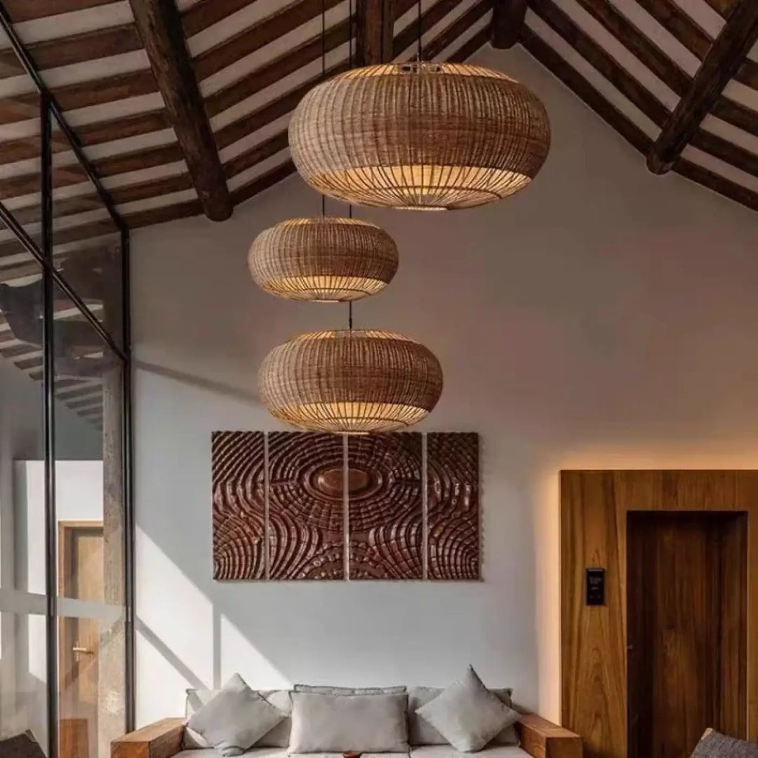 Suspension luminaire rond en rotin au style naturel pour salon