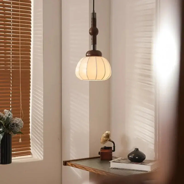 Suspension luminaire ronde en tissu avec motif marron chic