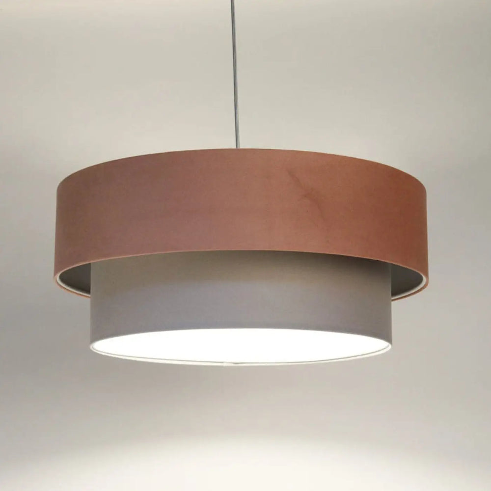 Suspension luminaire duo jasmin avec anneau extérieur cuivre chaud et abat-jour gris mat intérieur suspendue par chaîne métallique fine