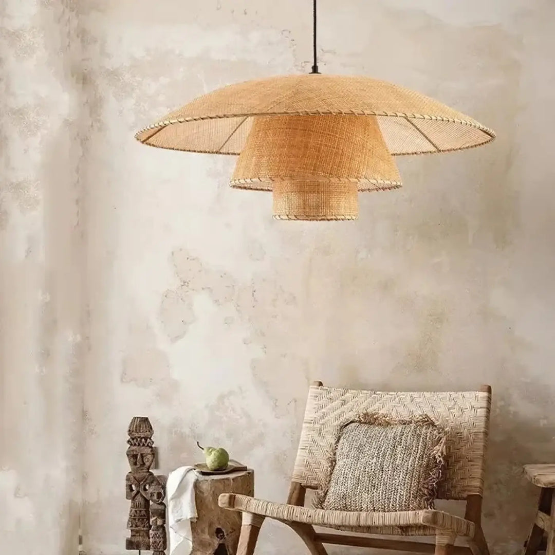 Suspension luminaire en rotin tressé design naturel beige