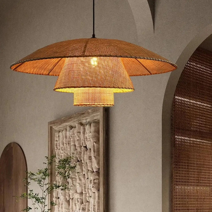 Suspension luminaire en rotin tressé design naturel beige