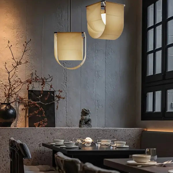 Suspension luminaire style asiatique en tissu beige et métal
