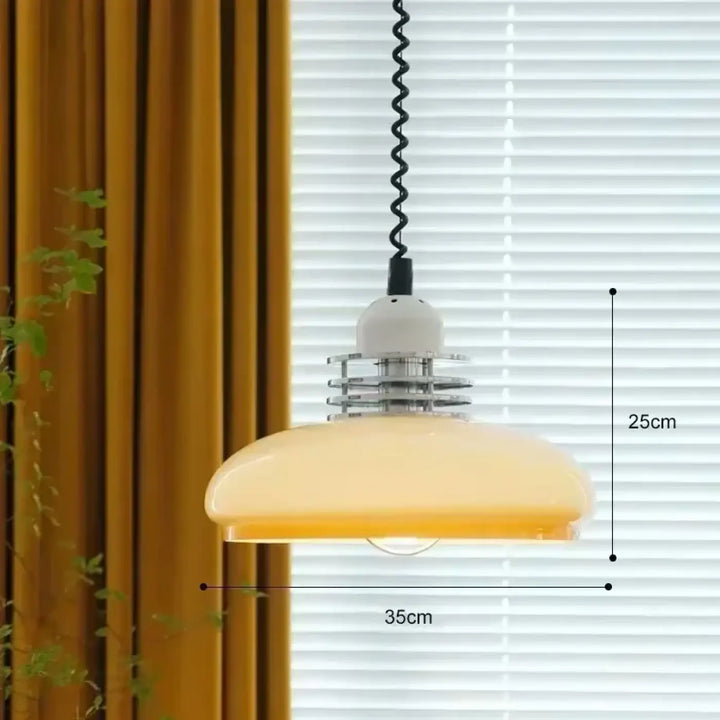 Suspension luminaire bau en verre ambré avec cadre en métal chromé et cordon noir pour une ambiance unique et style rétro