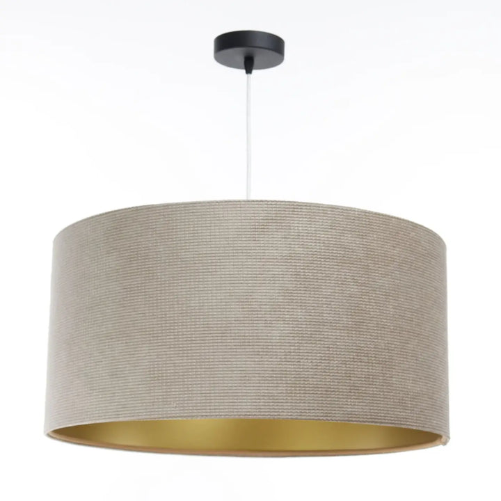 Suspension luminaire en tissu beige texturé avec intérieur doré et fixation plafond noire style moderne chic