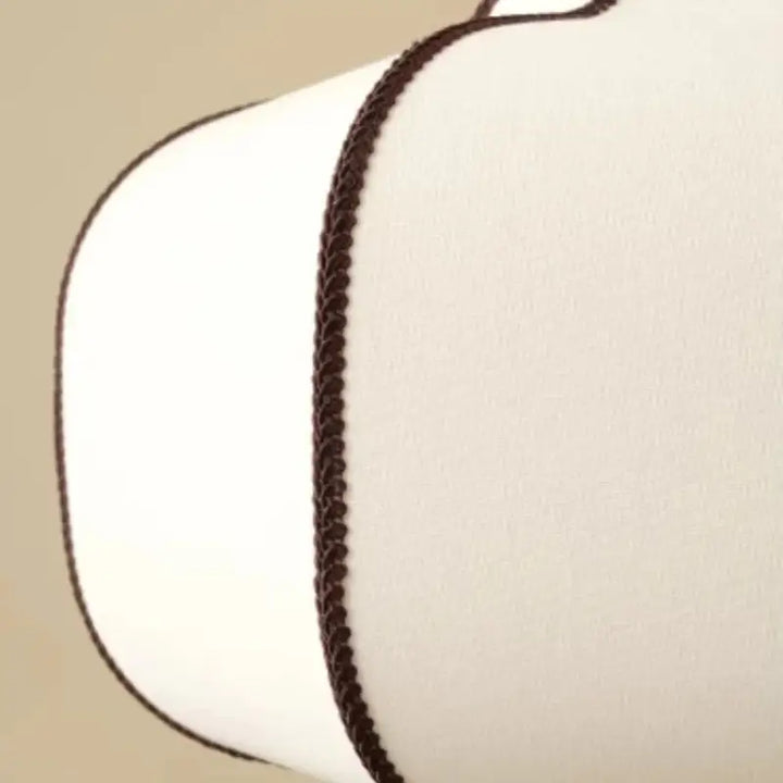 Suspension luminaire en tissu blanc chic et moderne