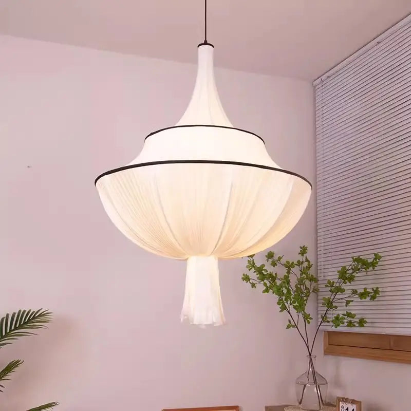 Suspension luminaire en tissu blanc design élégant décor blanc