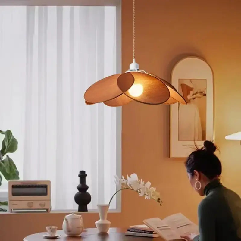 Suspension luminaire en tissu fleur style moderne raffiné