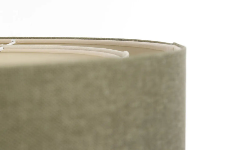 Suspension luminaire duo boho elegant en tissu vert gris avec motif tissé et armature intérieure crème visible
