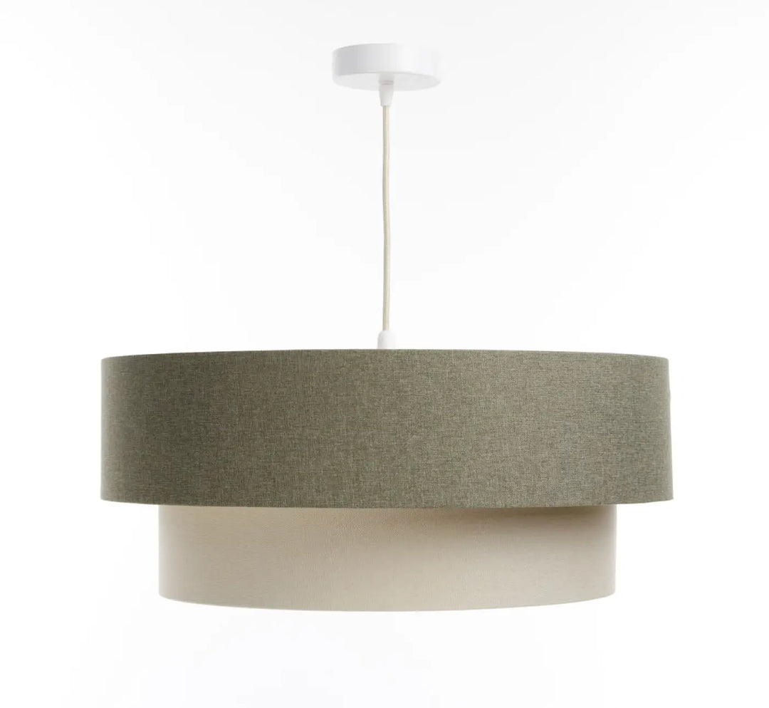 Suspension luminaire duo boho elegant avec abat-jour vert gris tissu et crème suspendue par cordon blanc