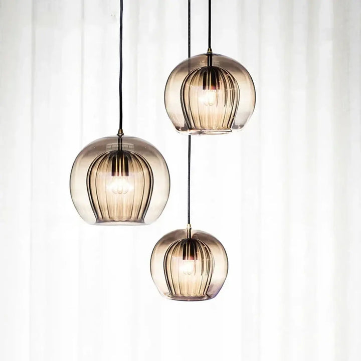 Suspension luminaire en verre style moderne pour intérieur chic