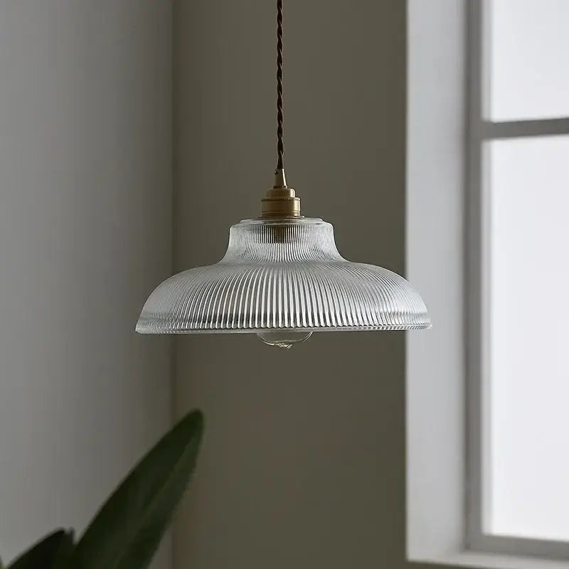 Suspension luminaire vintage verre transparent cannelé élégant