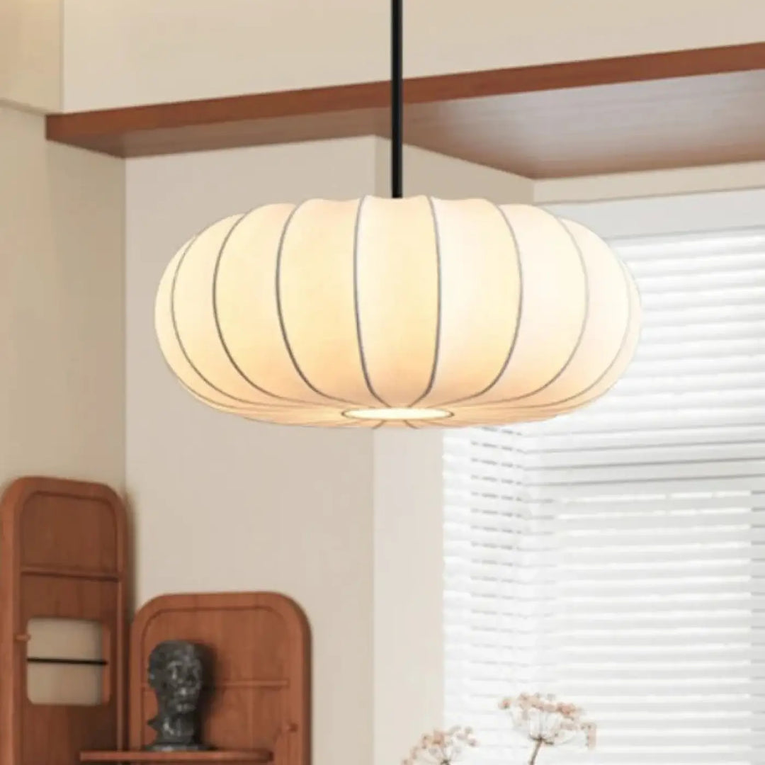 Suspension minimaliste idéale pour salon ou chambre moderne