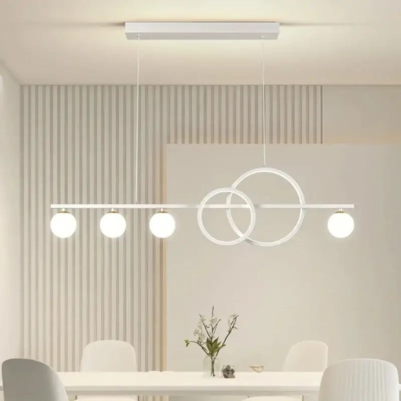 Suspension moderne blanche barre linéaire avec anneaux led
