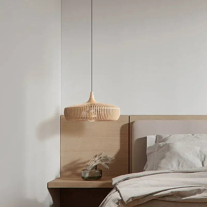 Suspension moderne en bois style naturel chic


