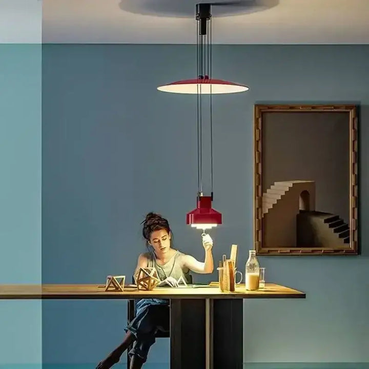 Suspension à diffuseur circulaire style contemporain