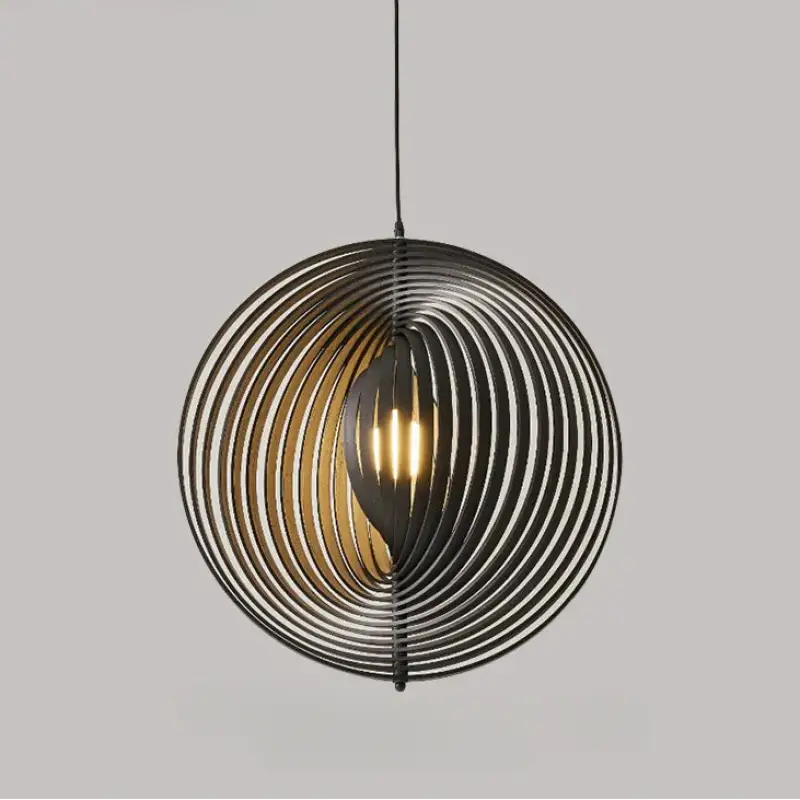 Suspension sphérique anneaux style graphique noir beige chic