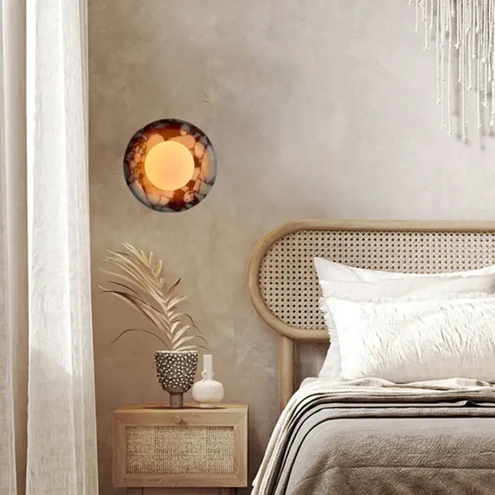 Suspension murale en marbre avec lumière en verre design élégant