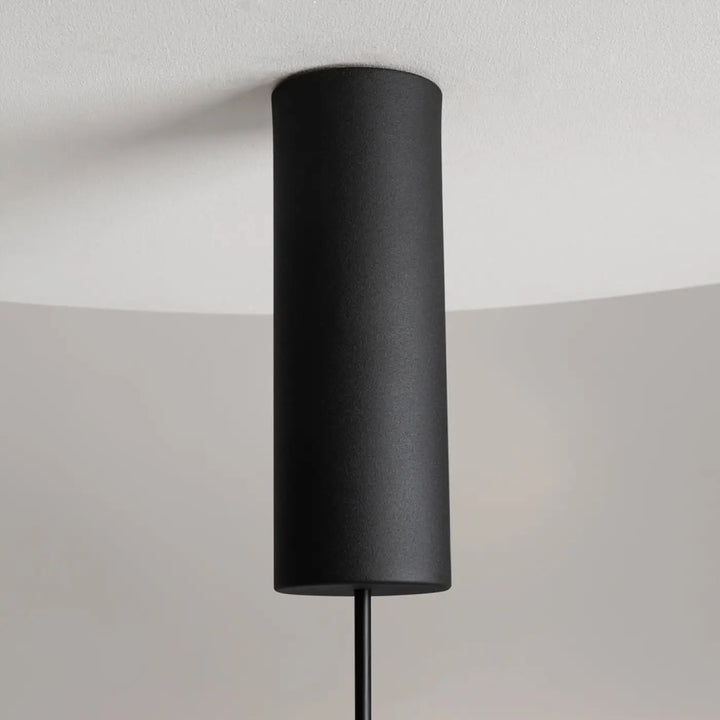 Luminaire suspension nebula led noir cylindrique avec finition mate pour éclairage moderne plafond led globe
