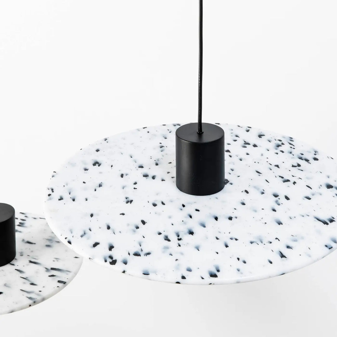 Suspension Confetti dans un intérieur