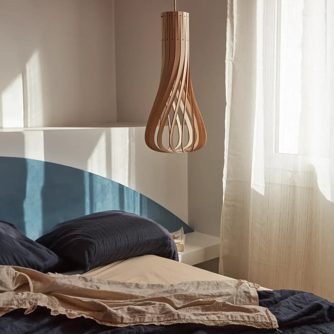 Suspension püntakapanel en bois fsc avec design torsadé moderne et finition naturelle bois pour éclairage intérieur