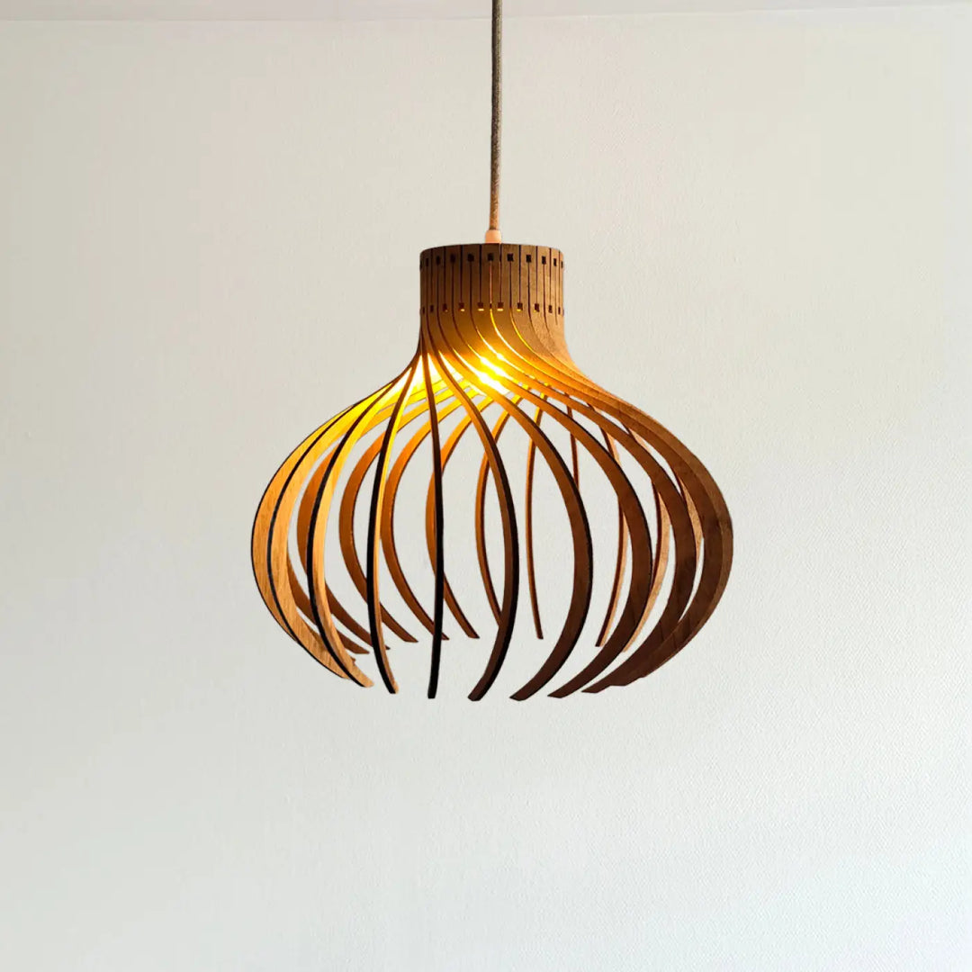 Suspension rinoz en bois aux tons chauds avec design tressé et côtelé modèle rinoz piatoni