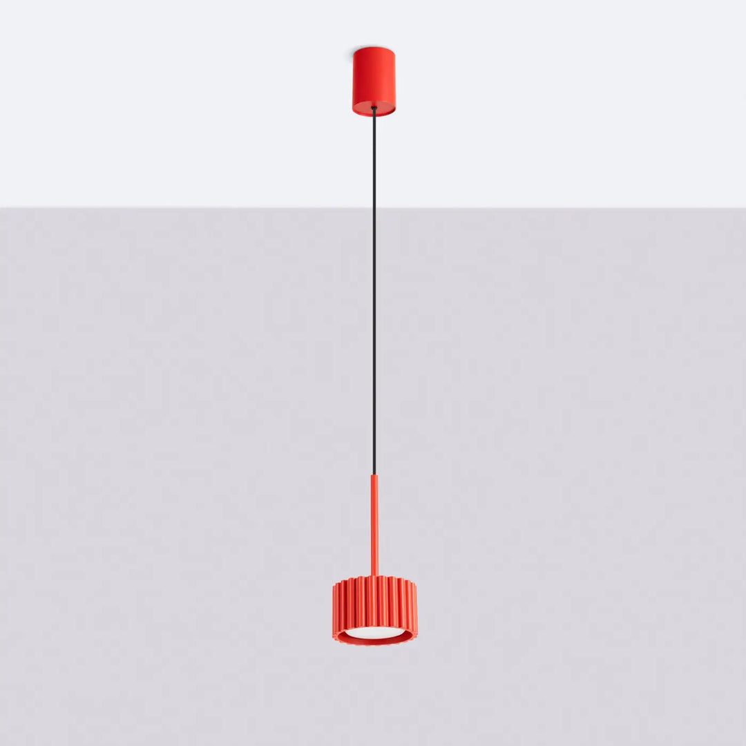 Suspension Aura rouge à spot cannelé, éteinte