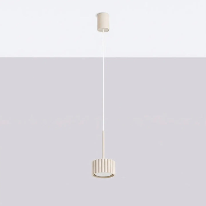 Suspension Aura beige à spot cannelé, éteinte