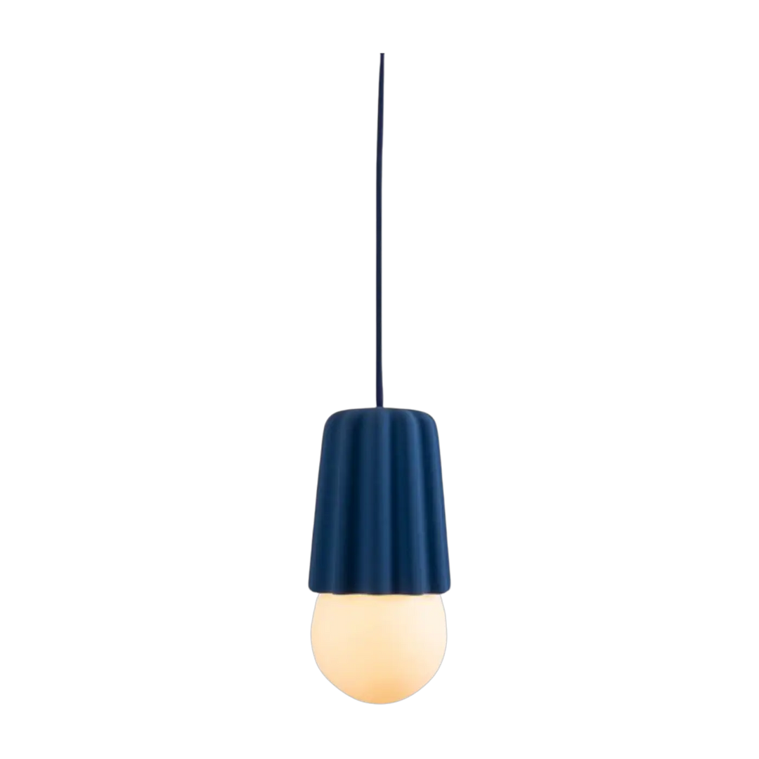 Suspension Stucco No. 1 en céramique bleu lapis #couleur_bleu