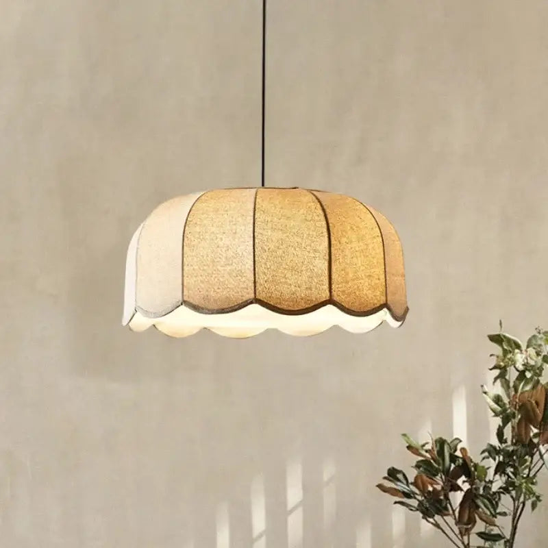 Suspension tissu naturel beige style moderne et chaleureux