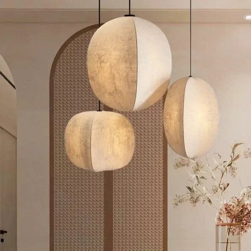 Suspension trio asymétrique en tissu naturel élégante

