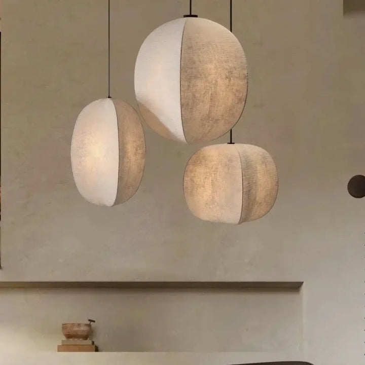 Suspension trio asymétrique en tissu naturel élégante

