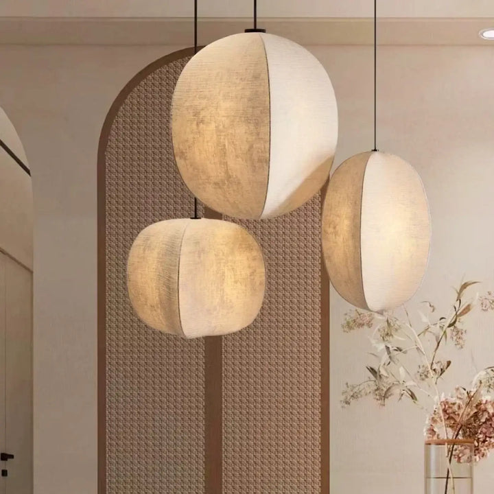 Suspension trio asymétrique en tissu naturel élégante

