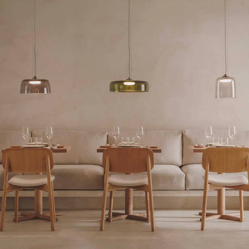 Ambiance avec la suspension Levels en verre vert