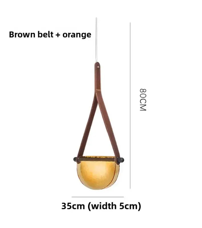 Suspension verre soufflé avec sangle cuir ambiance chic
