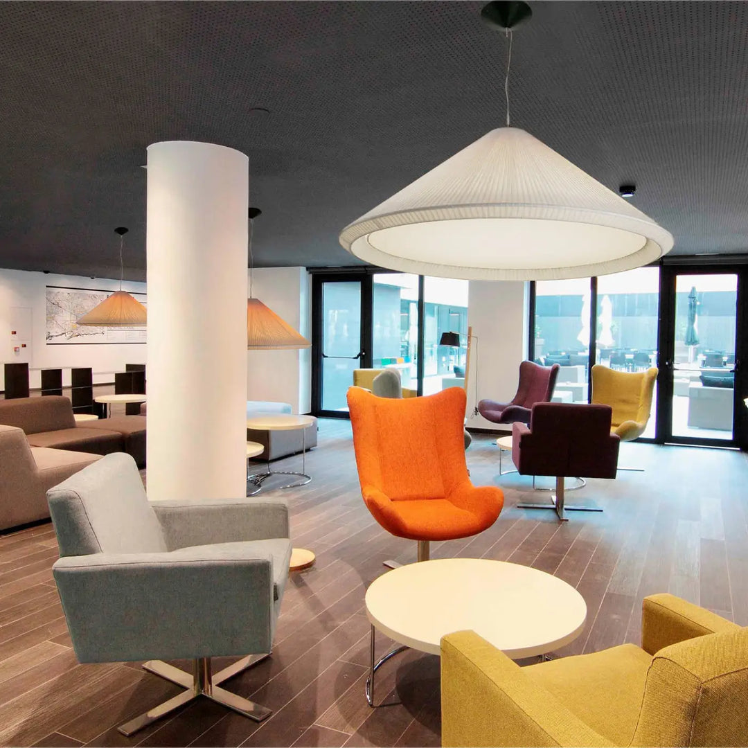 Grande suspension Saigon In 130 cm blanche en situation