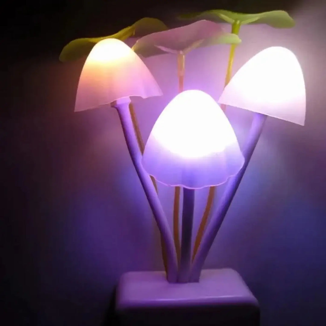 Veilleuse champignon led violette avec chapeaux lumineux et feuilles vertes modèle vouni pour décoration intérieure