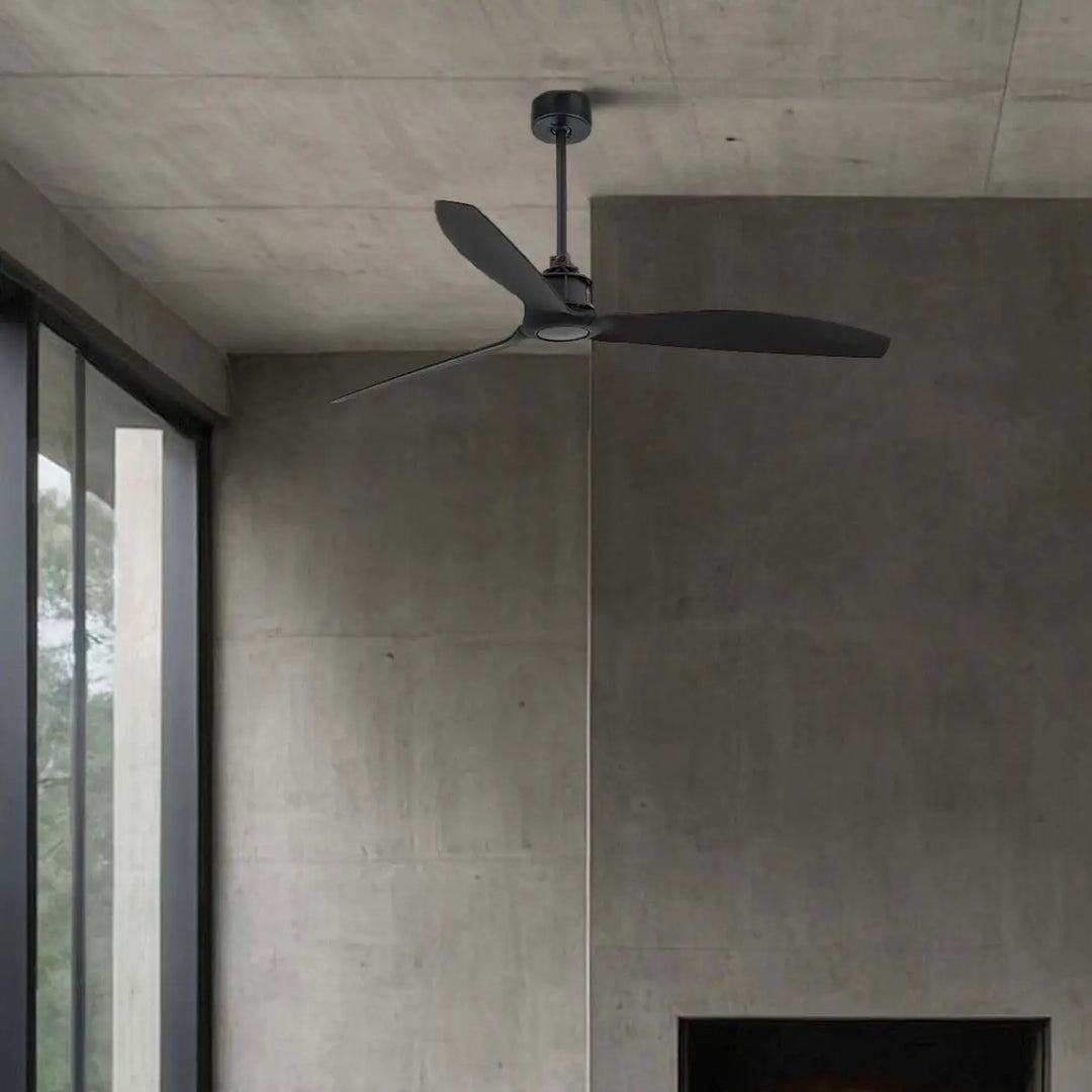 Ventilateur de plafond Just Fan noir en situation